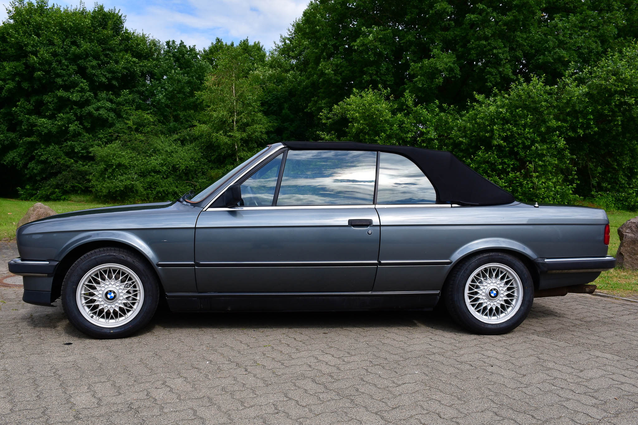 Ongoing - BMW 325 Cabrio